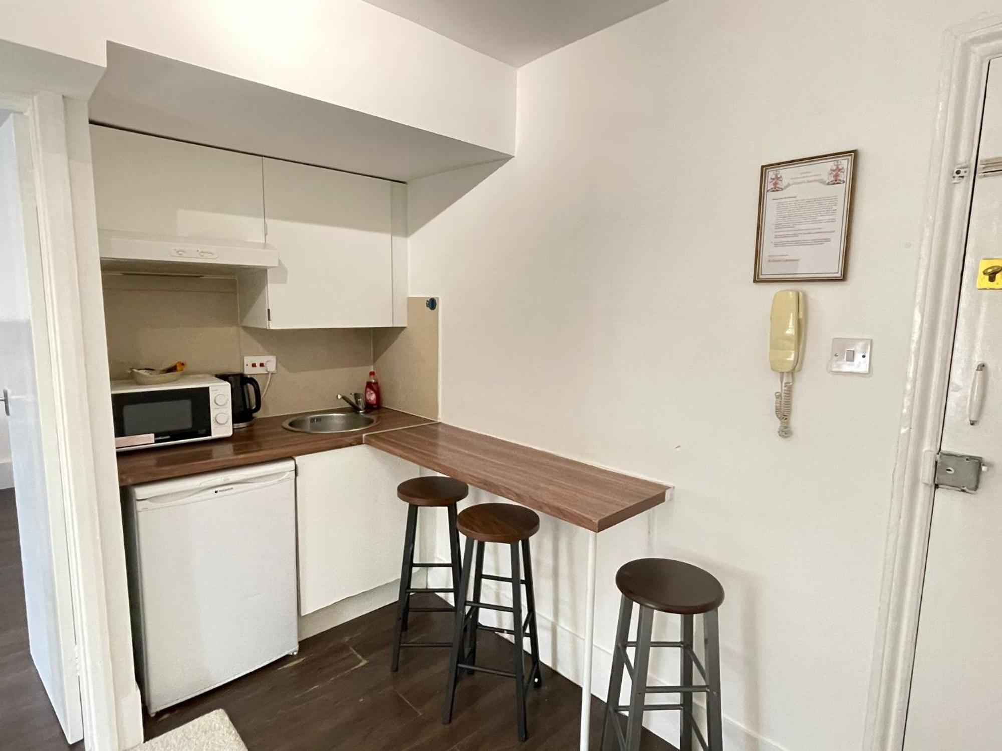 Captivating 1-bed In Apartamento *